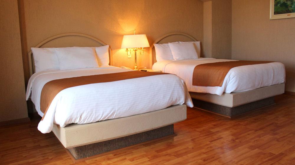 Meson Del Valle Zamora de Hidalgo Ngoại thất bức ảnh