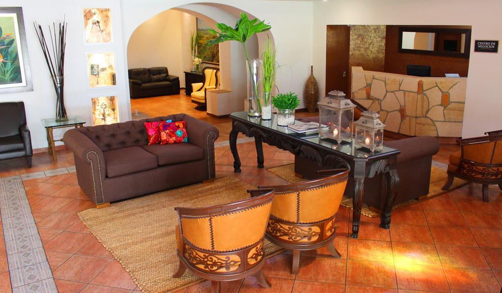 Meson Del Valle Zamora de Hidalgo Ngoại thất bức ảnh