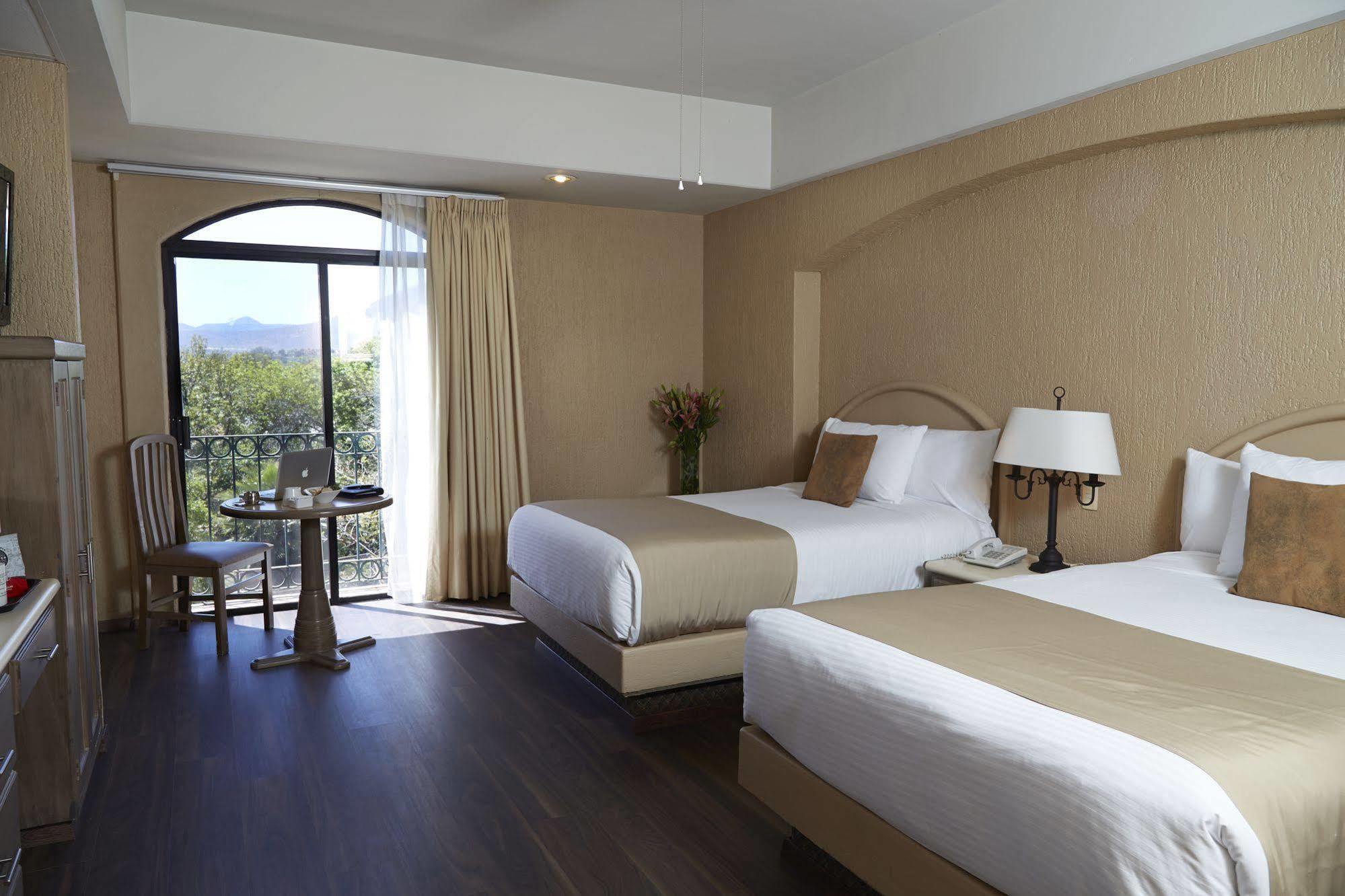 Meson Del Valle Zamora de Hidalgo Ngoại thất bức ảnh